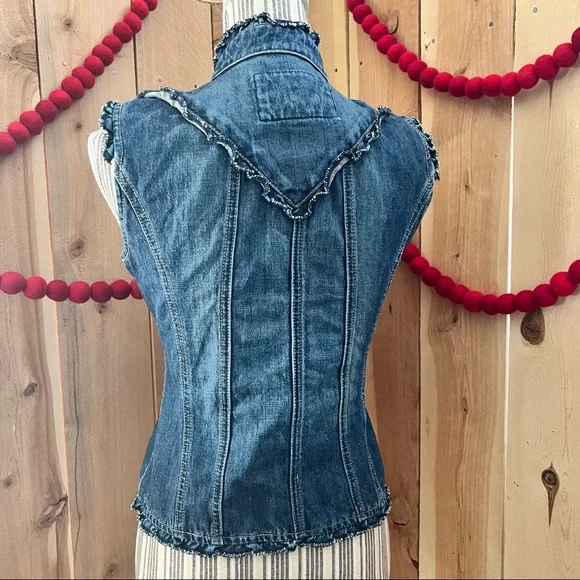Vintage Star Jeans Vest w/ Ruffled Trim Sz. M - Picture 3 of 7